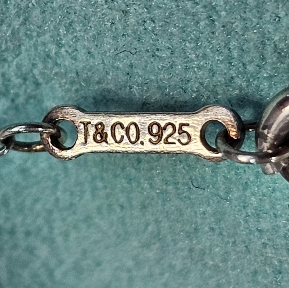 ✨️Tiffany & Co. Tenderness Heart Paloma Picasso 925 Sterling Silver Necklace 💚 - Picture 6 of 14